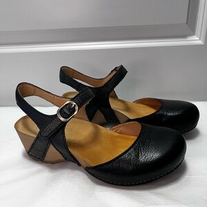 Dansko Tiffani Black Leather Wedge Sandals